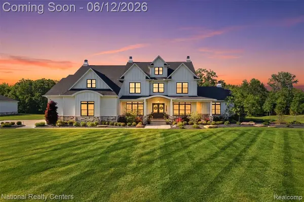 2853 7 Mile, South Lyon, MI 48178