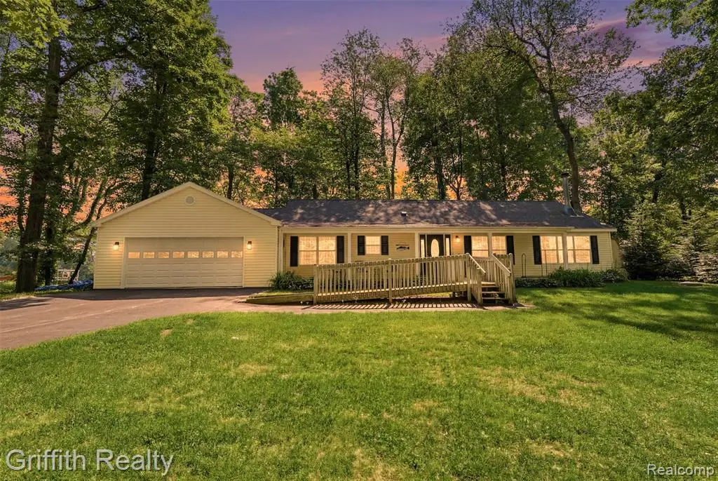 260 Ellsworth Lake, Gregory, MI 48137 - #1