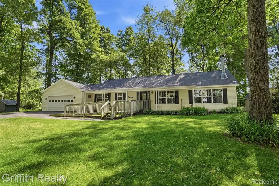 260 Ellsworth Lake, Gregory, MI 48137 - #3