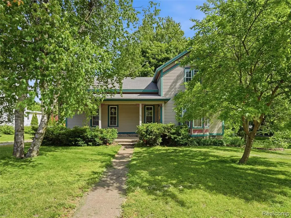 69 E Burdick, Oxford, MI 48371 - #1