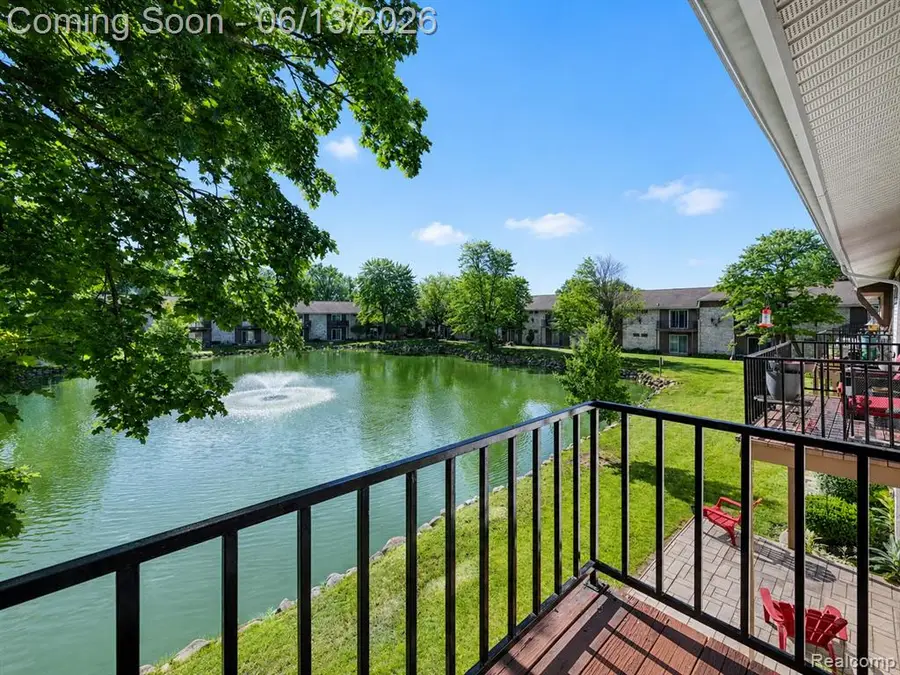 7592 Woodview #4, Westland, MI 48185 - #2