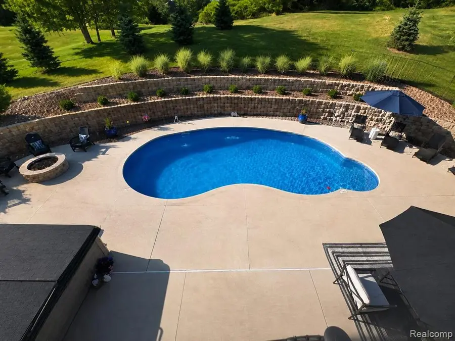 11029 Ridge View, Fenton, MI 48430 - #3