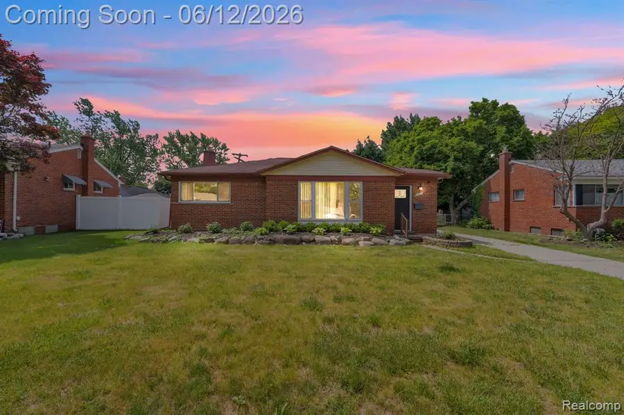27827 Lyndon, Livonia, MI 48154 - #2