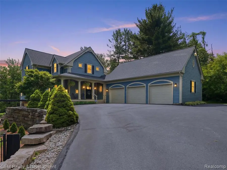 45625 W 9 Mile, Novi, MI 48374 - #2