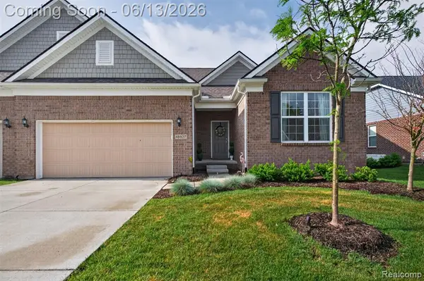 48827 Windfall, Novi, MI 48374