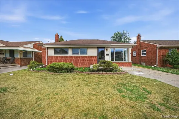 28750 Fountain, Roseville, MI 48066