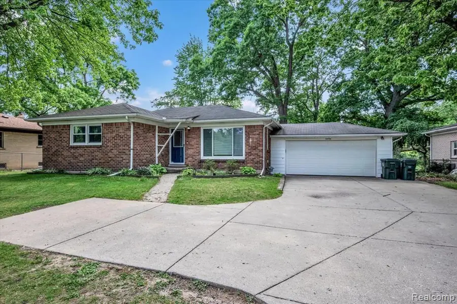 3972 Joslyn, Lake Orion, MI 48359 - #2