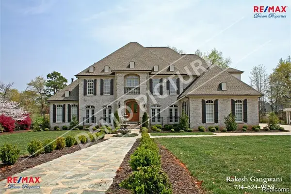 31111 Lahser, Beverly Hills, MI 48025