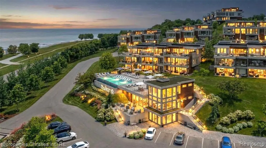 3575 Charlevoix #28, Petoskey, MI 49770 - #1