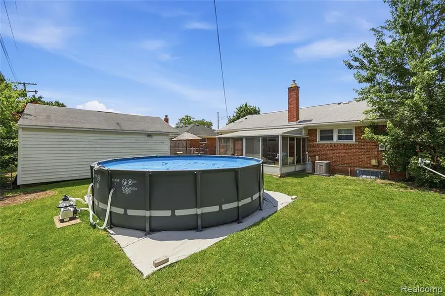 1289 Mulberry, Mount Clemens, MI 48043 - #3