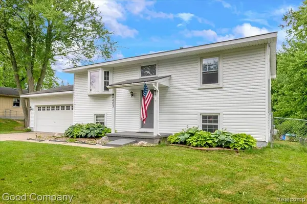 403 Donna, Clinton, MI 49236