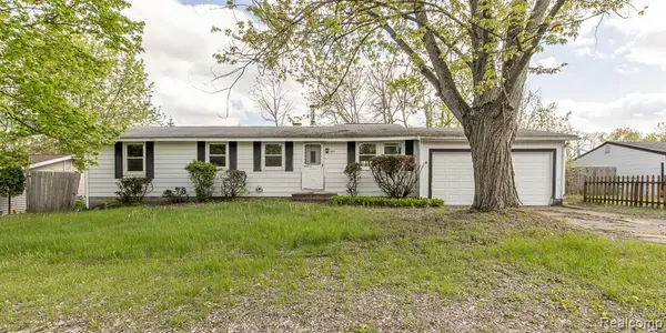 9171 Holmes, White Lake, MI 48386