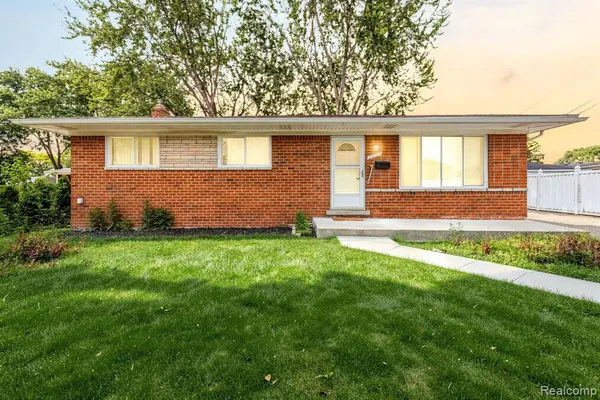 33190 Priehs, Sterling Heights, MI 48312