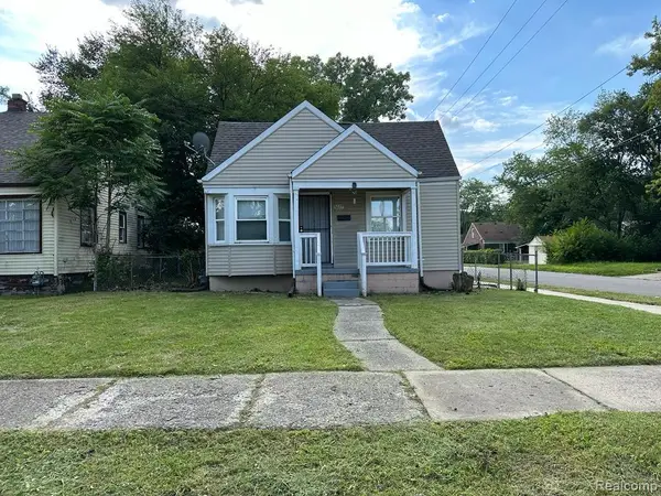 9277 Stout, Detroit, MI 48228