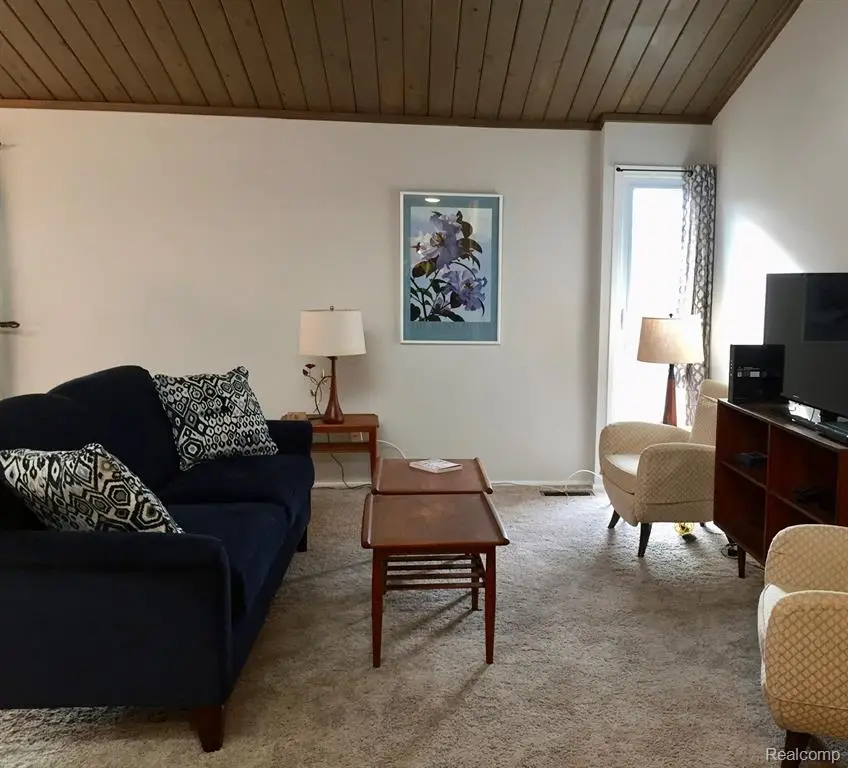 2405 Packard #40D, Ann Arbor, MI 48104 - #2