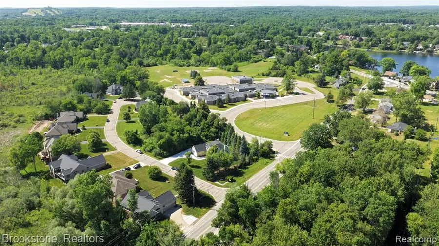 10295 Northridge, White Lake, MI 48386 - #3