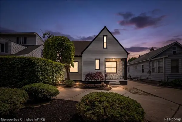 22502 Beach, Saint Clair Shores, MI 48081