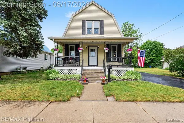405 N Kiesel, Bay City, MI 48706