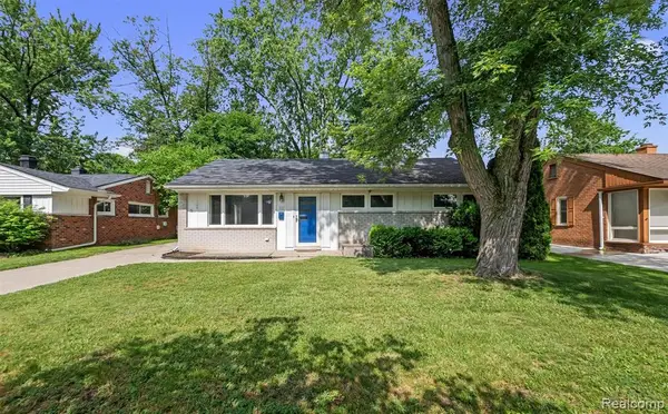 519 Essex, Clawson, MI 48017