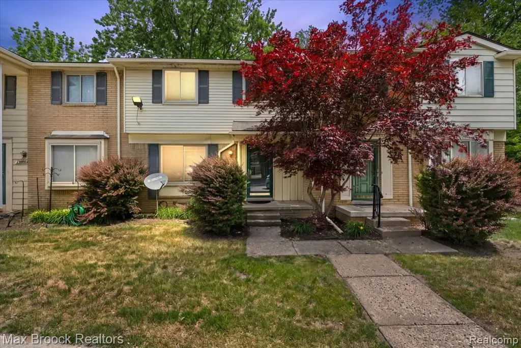 23656 Lahser, Southfield, MI 48033 - #1
