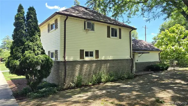 7993 Church, Grosse Ile, MI 48138