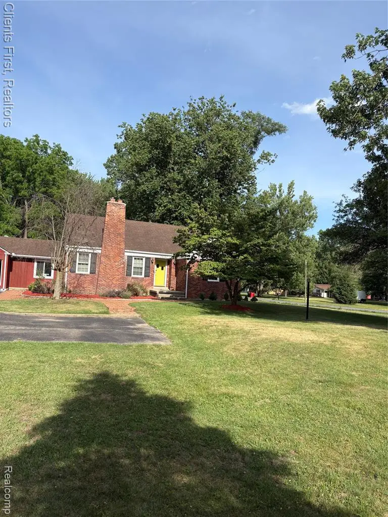 24162 Gleneyrie, Southfield, MI 48033 - #3
