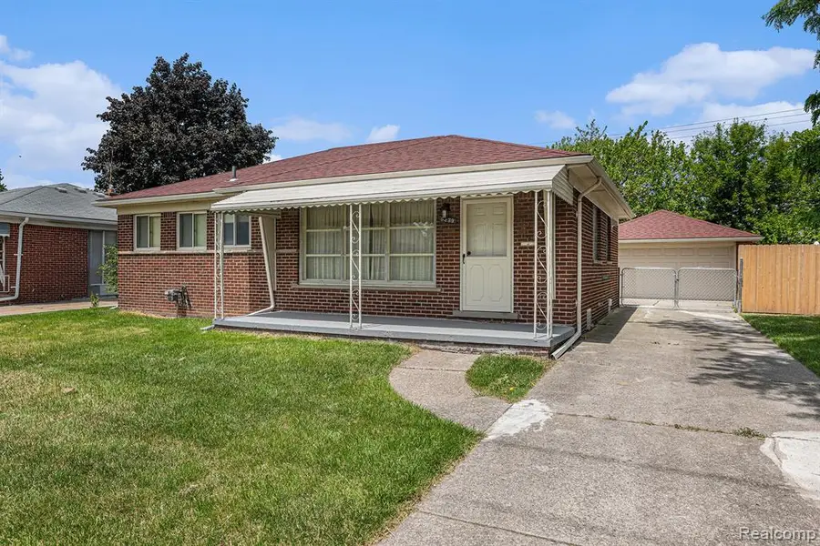 5239 East 13 Mile, Warren, MI 48092 - #3