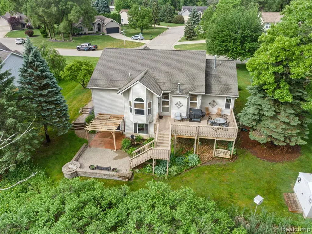 2460 Fenton Creek, Fenton, MI 48430 - #1