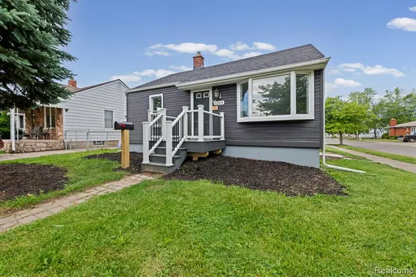 1204 8th, Wyandotte, MI 48192
