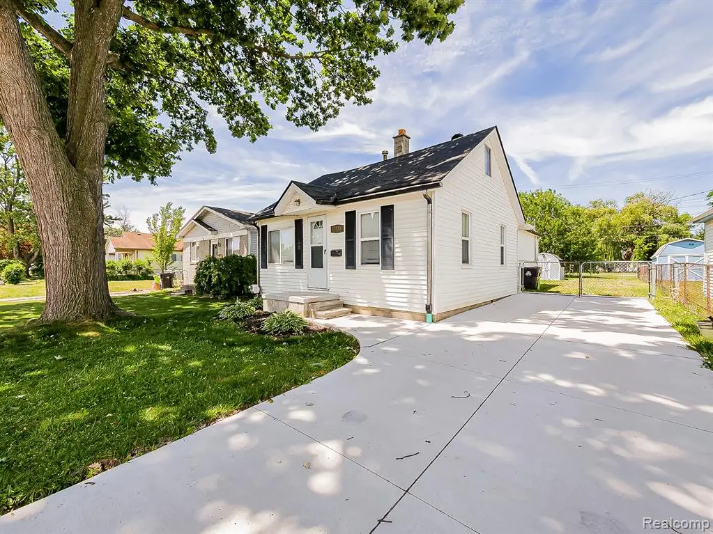 27819 Lasslett, Roseville, MI 48066 - #1