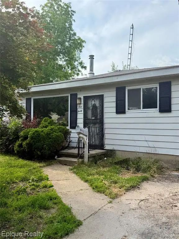 430 W Alma, Flint, MI 48505 - #1