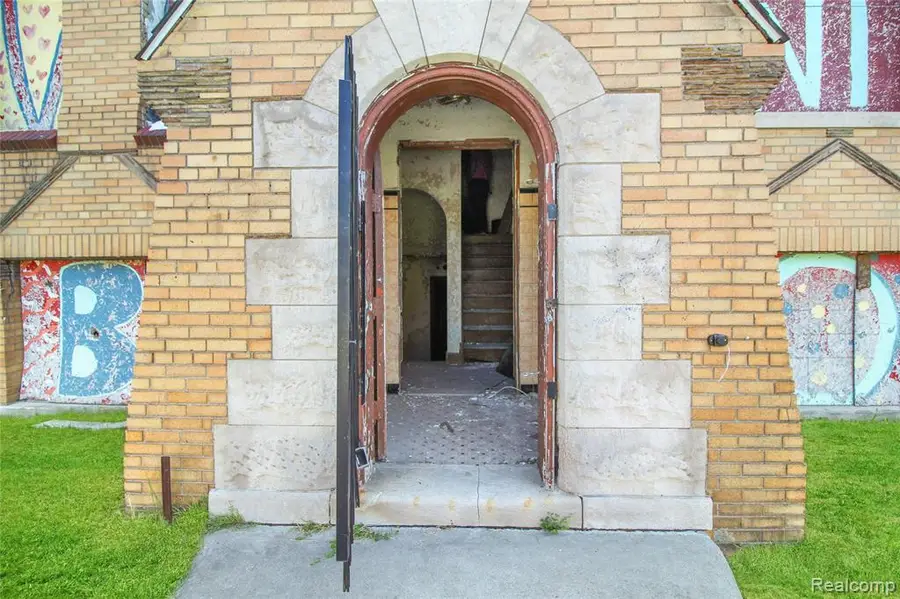 18036 Schoenherr, Detroit, MI 48205 - #2