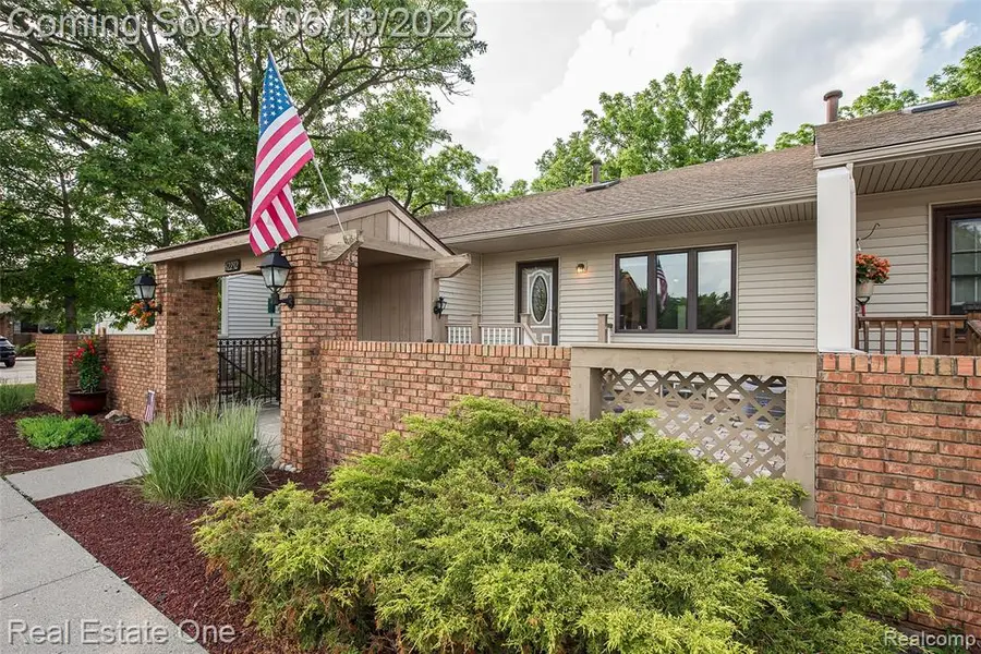 62292 Yorktown #2, South Lyon, MI 48178 - #2