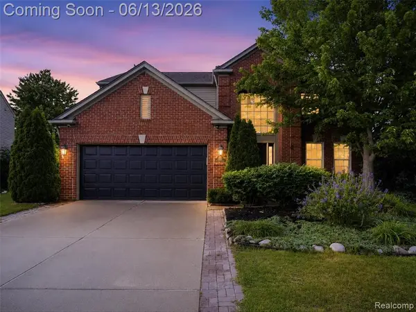 7668 Ring Neck, Waterford, MI 48327