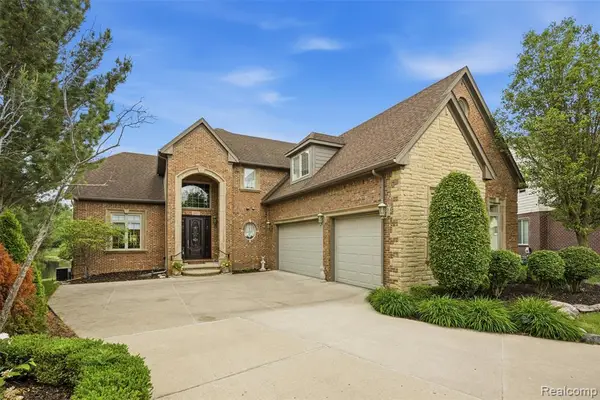 50573 Elmwood, Plymouth, MI 48170