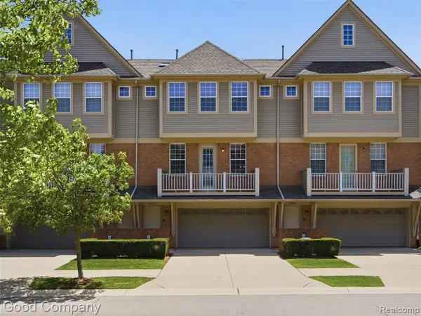 56612 Sunset, Utica, MI 48316