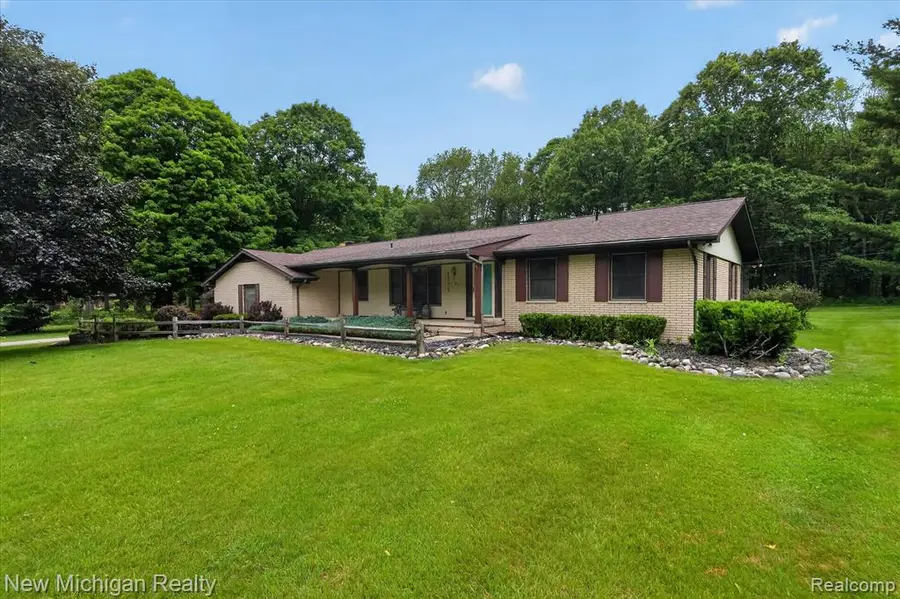 1325 Pine Grove, Milford, MI 48381 - #2