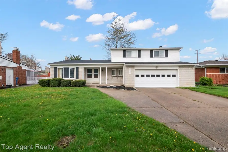 30151 Barbary, Warren, MI 48093 - #2