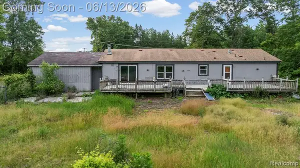 51105 Arkona, Belleville, MI 48111