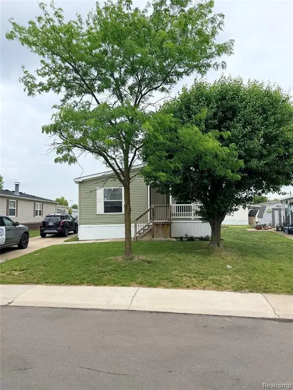 24832 Chinook, Flat Rock, MI 48134 - #2