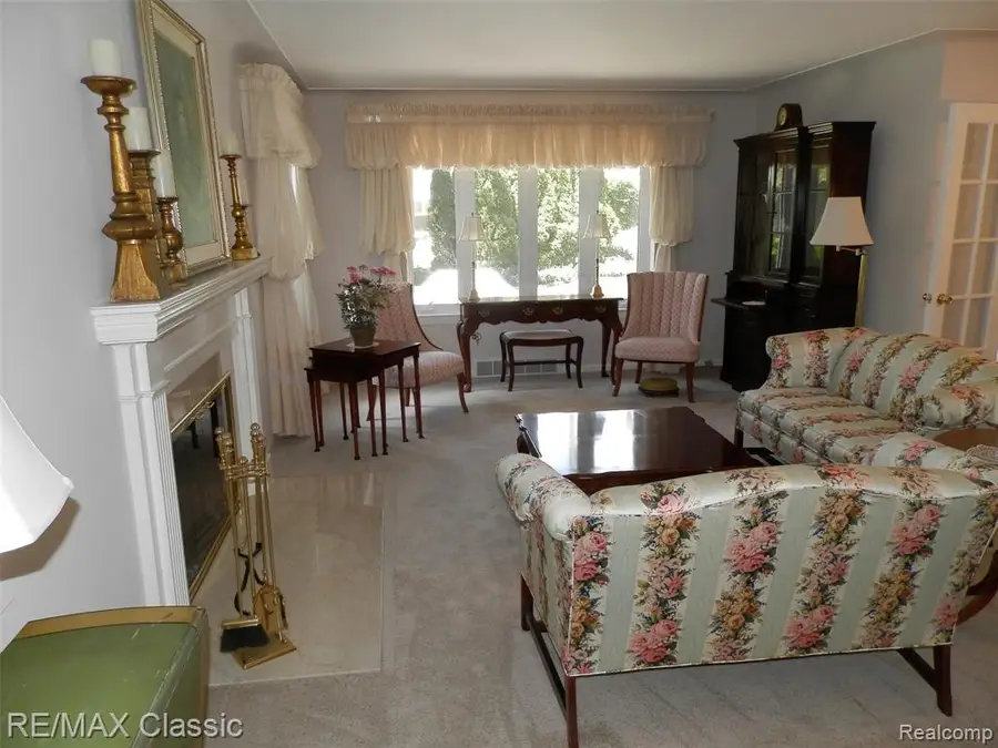 14921 Delaware, Redford, MI 48239 - #3