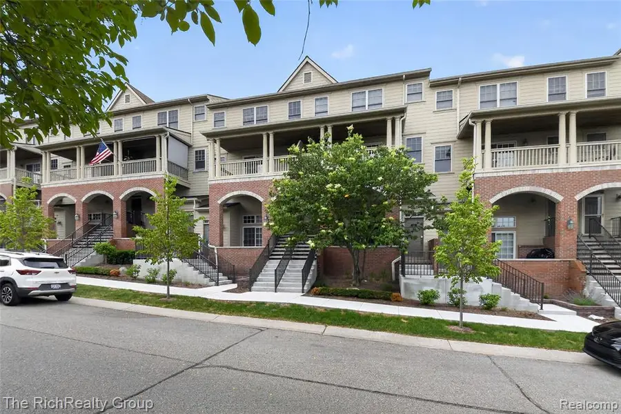 3922 Forester, Auburn Hills, MI 48326 - #2