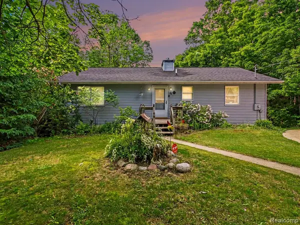 3621 Atkins, Petoskey, MI 49770