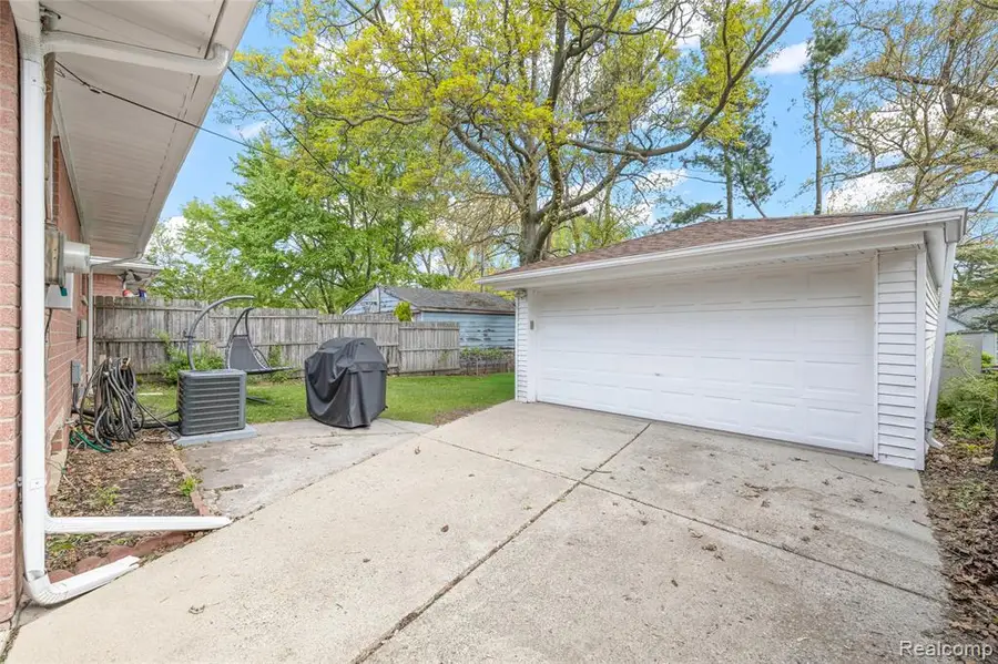 6016 N Berry, Westland, MI 48185 - #3