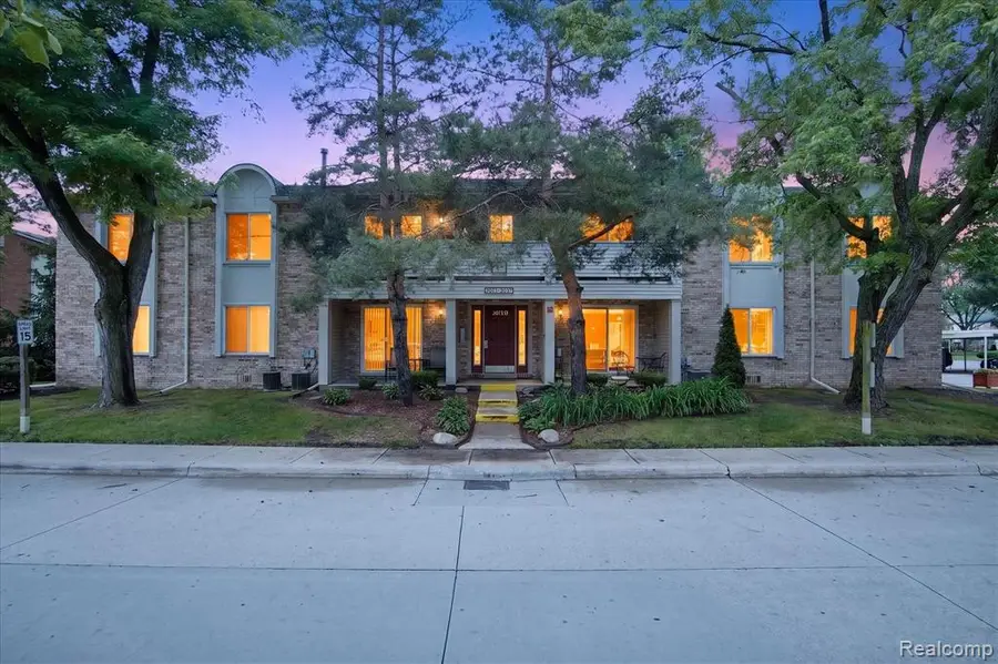 2037 E Franklin, Canton, MI 48187 - #2