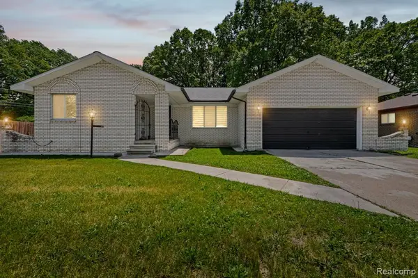 3030 Chard, Warren, MI 48092
