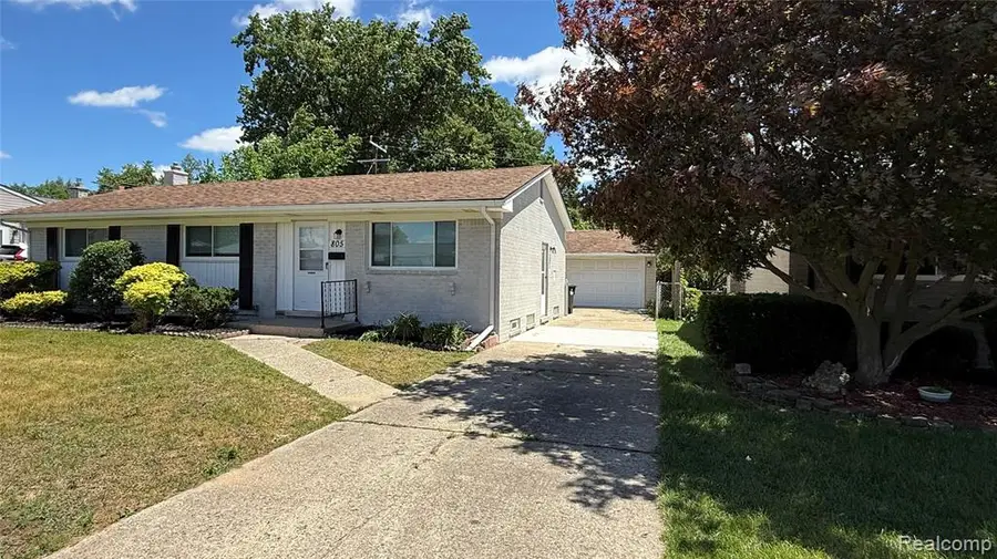 805 S Carlson, Westland, MI 48186 - #2