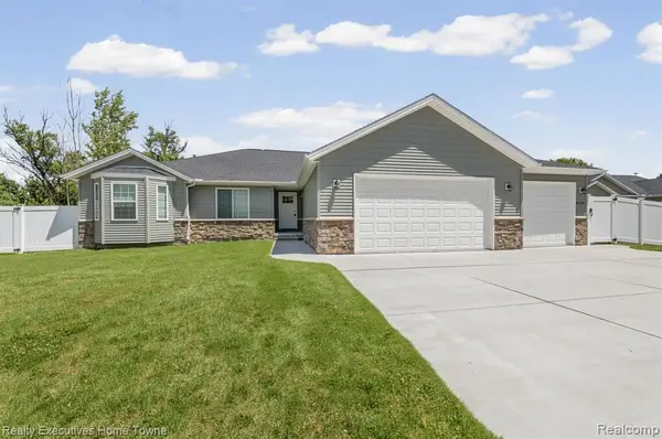 4429 River, East China, MI 48054