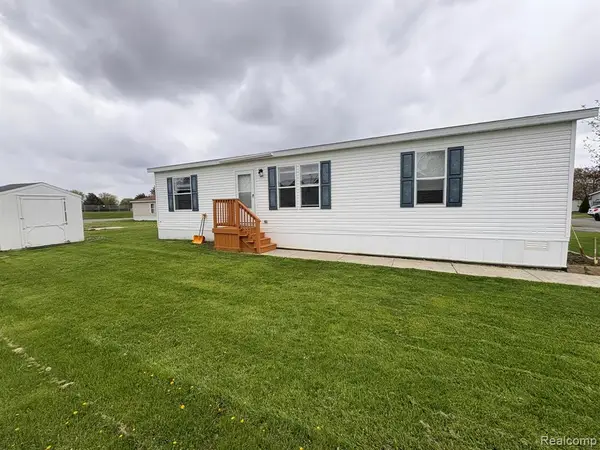 3621 Hawthorne, Clarkston, MI 48348