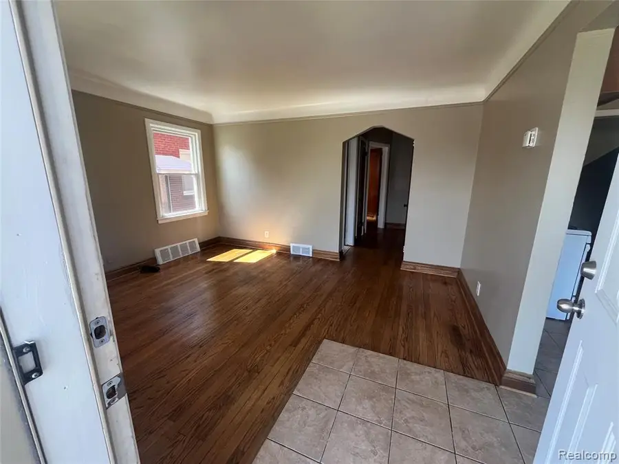 1410 Mayflower, Lincoln Park, MI 48146 - #3